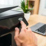 Jak połączyć drukarkę z WiFi? Prosta instrukcja krok po kroku